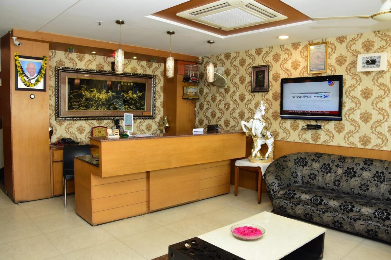 Budget Hotel Khammam Exterior foto